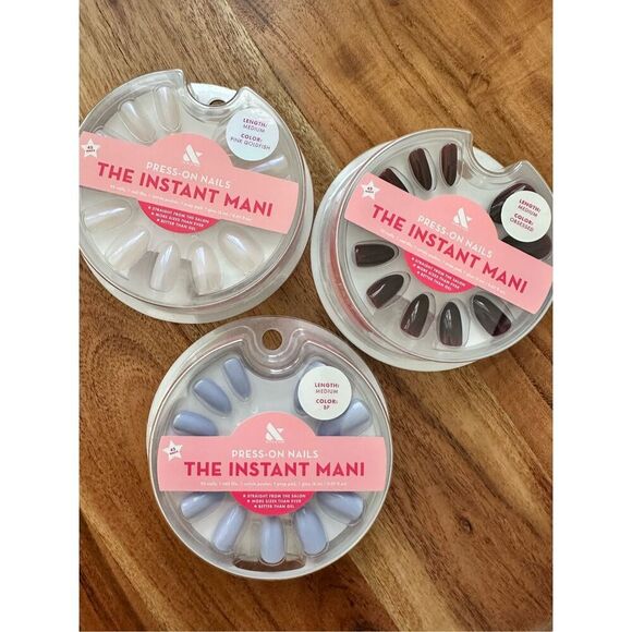 Olive & June The Instant Mani 3 Pack of Press on Nails New Medium Length - Picture 1 of 3